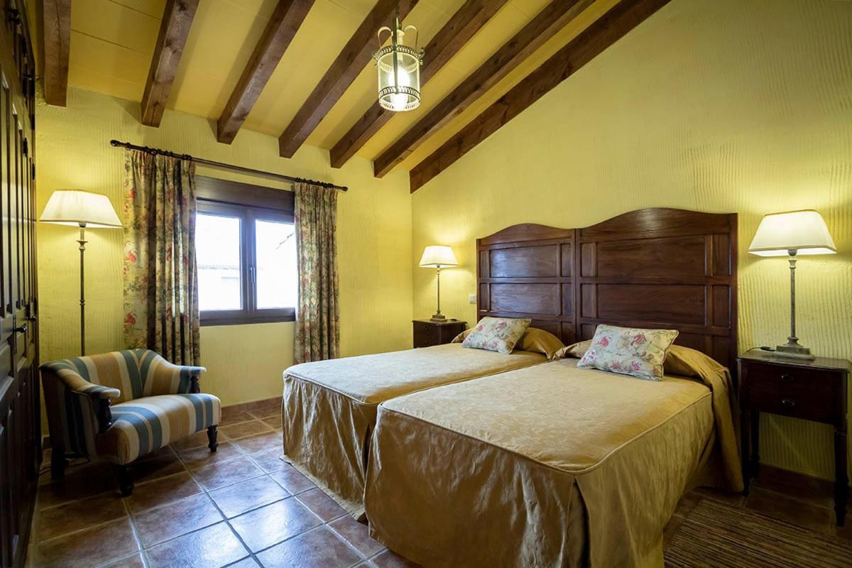 Maison d'hôtes Mis cuatro estaciones, Casa Boutique à Sotos de Sepúlveda Extérieur photo